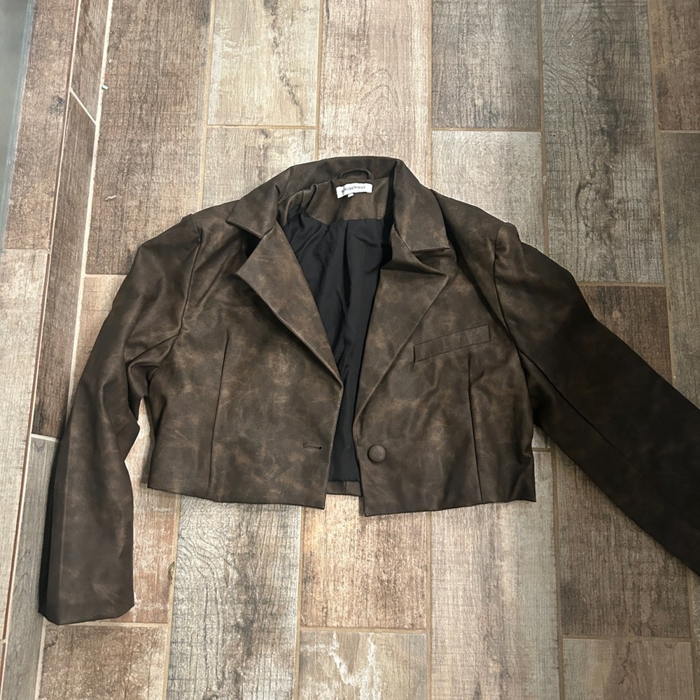 WeWoreWhat Dark Brown Patina Cropped Blazer - Picture 8 of 10